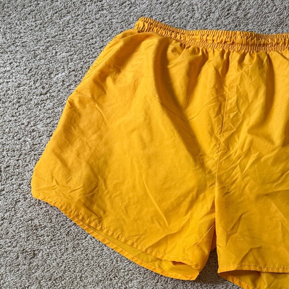 Vintage New Balance Shorts - Picture 3 of 8